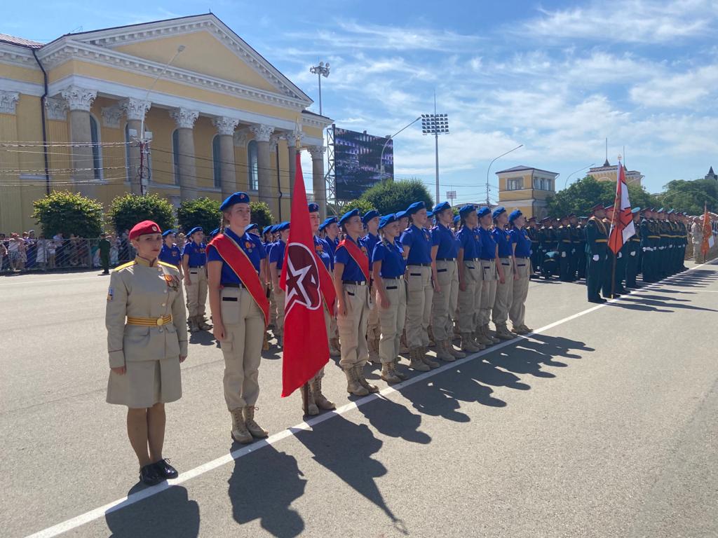 В Ставрополе юнармейцам - участникам парада Победы вручили медали |  26.06.2020 | Ставрополь - БезФормата